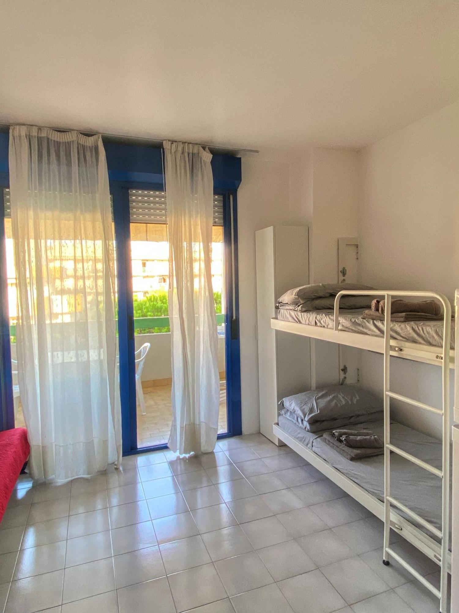 Grazioso Appartamento N 76 A 100Mt Dal Mare Μπιμπιόνε Εξωτερικό φωτογραφία